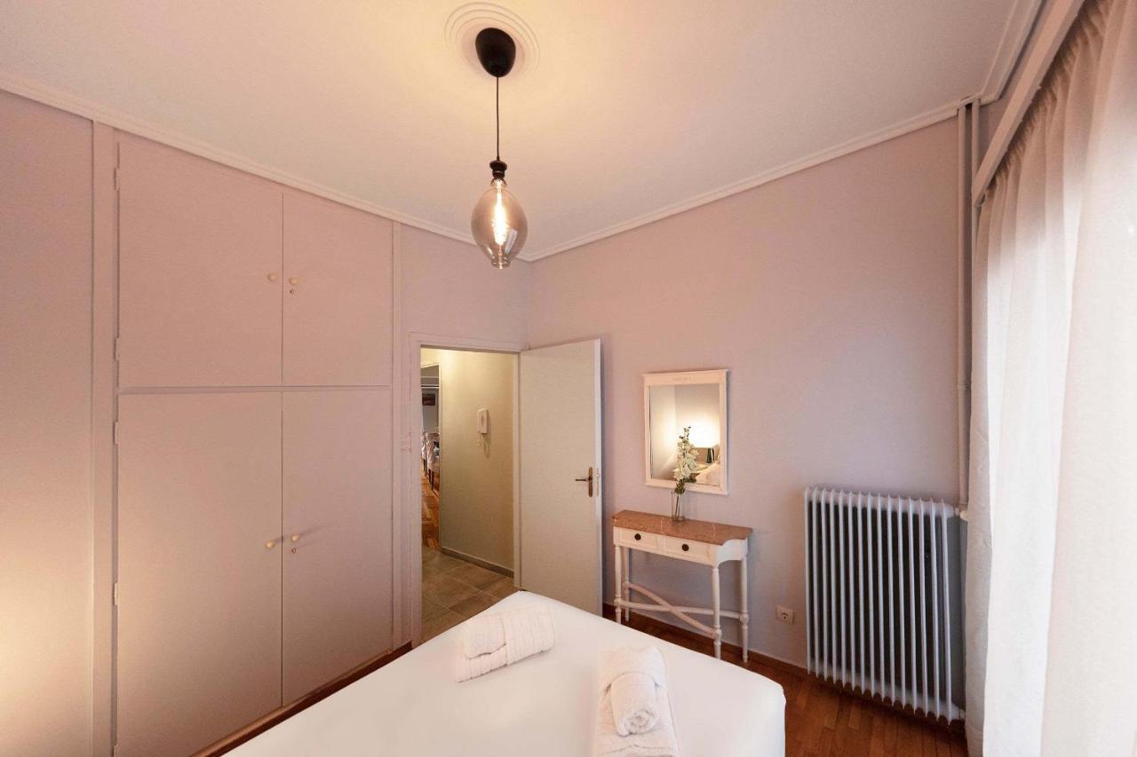Spacious 3 Bedroom Apt Near Acropolis Museum Athens Exterior photo